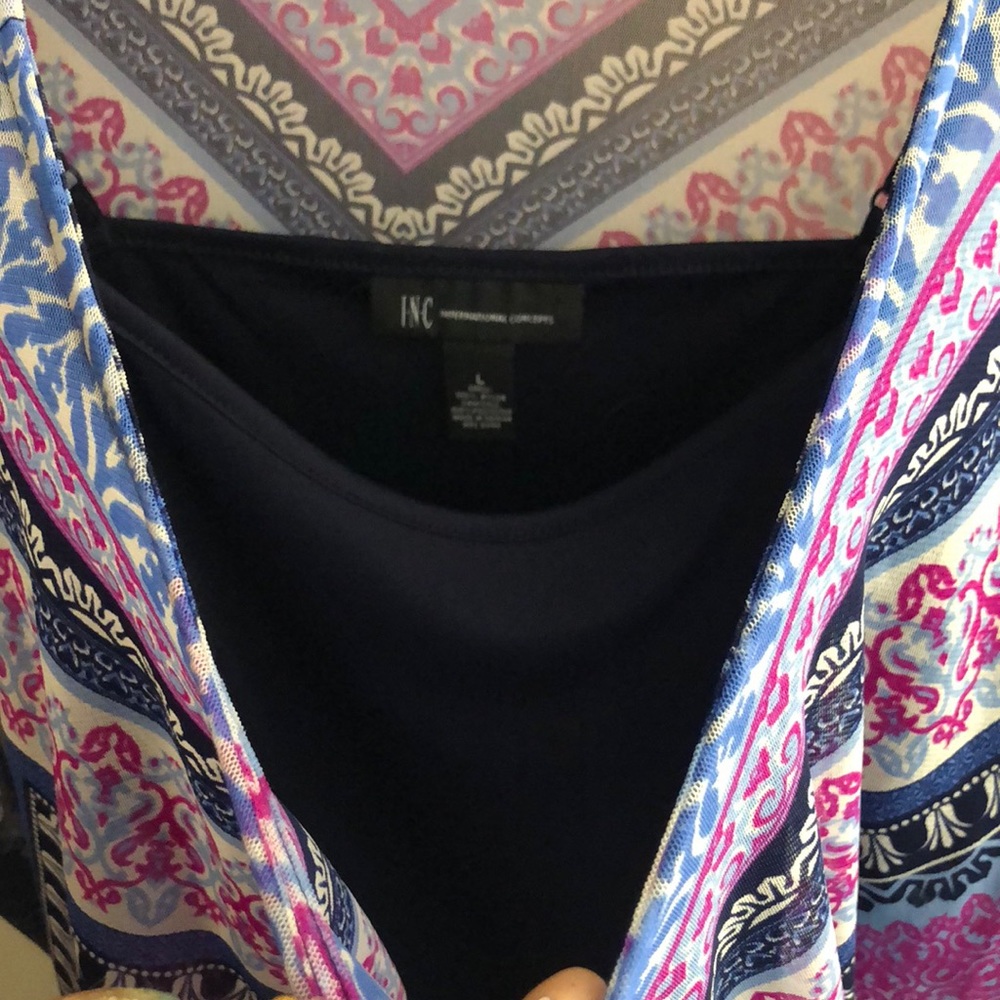 Double Layer Top With Print - image 3
